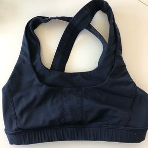 Lululemon black sports bra size 4